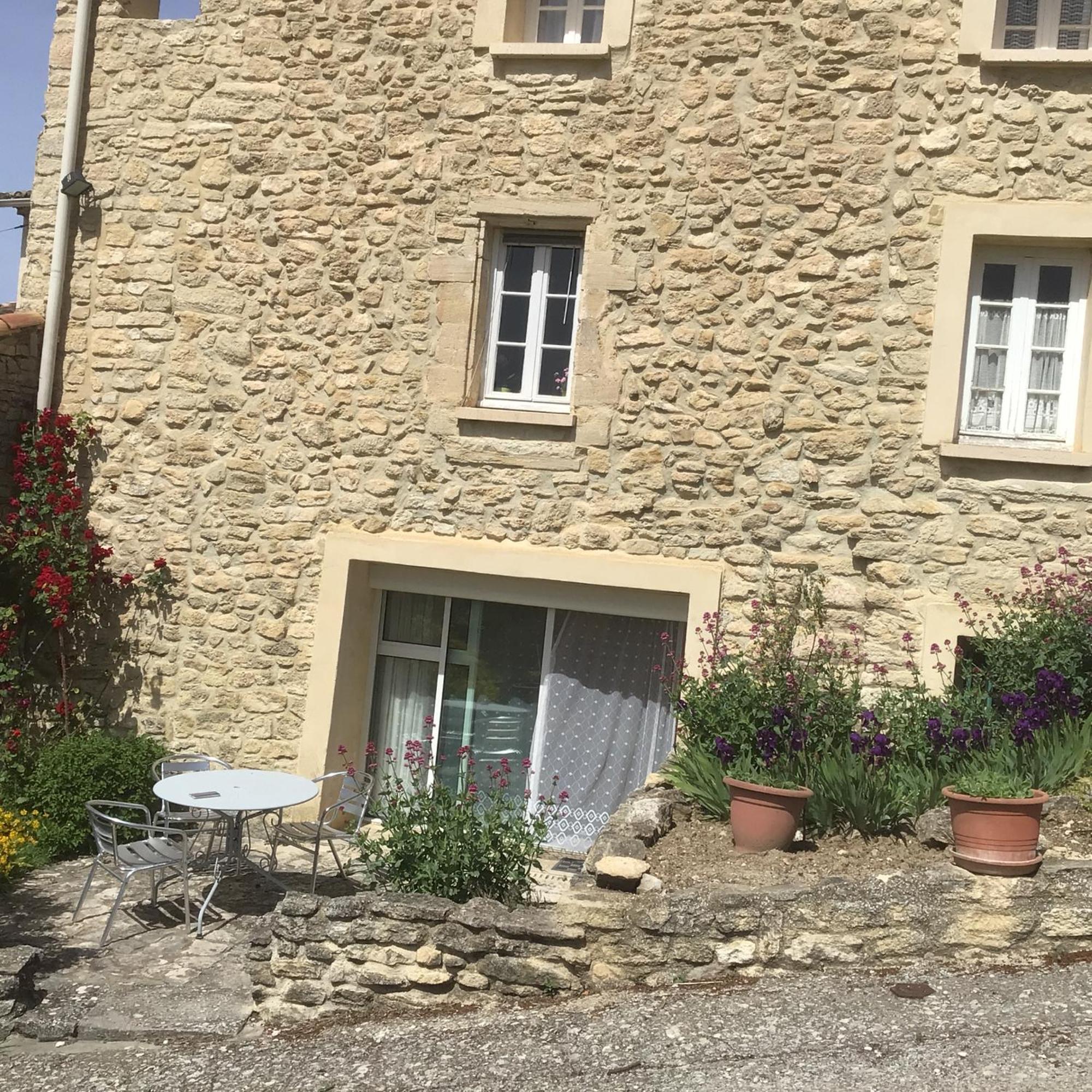 Les Conils - Gites Et Chambres D'Hotes Saint-Pierre-de-Vassols Экстерьер фото